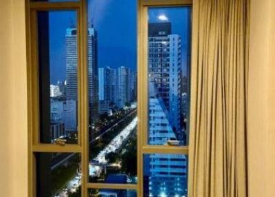 1-BR Condo at The Room Bts Wongwianyai near BTS Wongwian Yai (ID 530837)