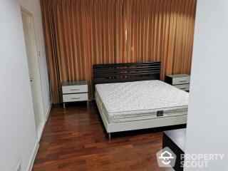 3-BR Condo at Baan Siri 24 near BTS Phrom Phong (ID 549594)