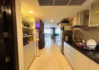 1 Bedroom Condo in Pattaya Heights South Pattaya C011477