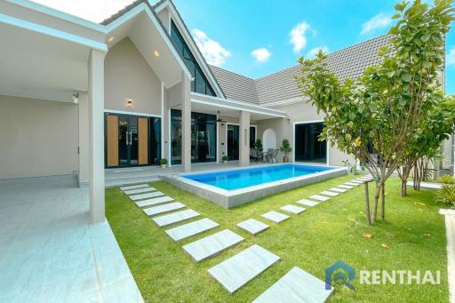 Luxury Nordic Pool Villa Pattaya for sale