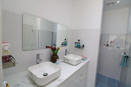 An Absolutely Splendid Modern 3 Bedroom, 2 Bath, 4 Toilet Home For Sale In Renu Nakhon, Nakhon Phanom Province, Thailand