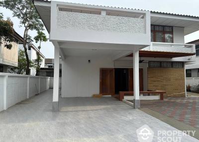 4-BR House in Bang Chak