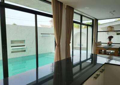 4 Bedroom Pool Villa For Rent