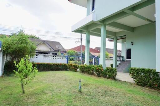 8 bed with 2 houses for sale in San Sai, Chiang Mai