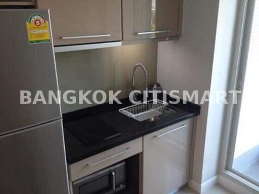 Condo at The Crest Sukhumvit 49 for rent