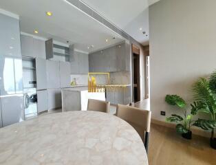 The Esse at Singha Complex  Amazing 2 Bedroom Property Near MRT Station