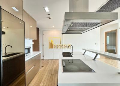 Siri at Sukhumvit  Unfurnished 3 Bedroom Property For Sale in Thonglor