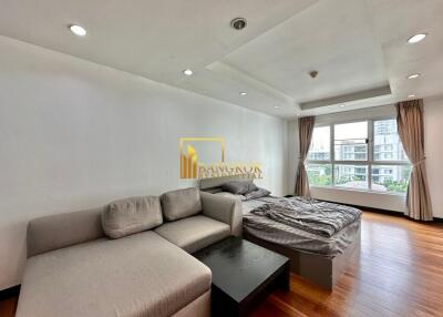 Avenue 61  Spacious 3 Bedroom Condo For Rent in Ekkamai