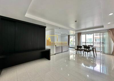 Avenue 61  Spacious 3 Bedroom Condo For Rent in Ekkamai