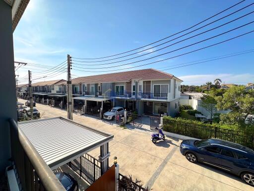 3 Bedrooms House in Supalai Primo Pattaya East Pattaya H011484