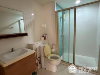 2-BR Condo at The Fine @ River Condominium near BTS Saphan Taksin