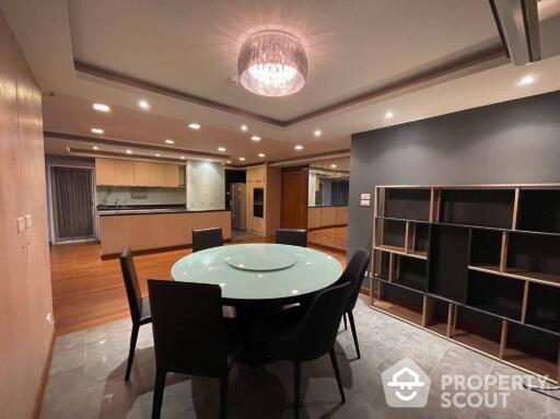 2-BR Condo at Sompob House near BTS Wongwian Yai