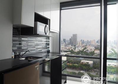 1-BR Condo at Bangkok Horizon Narathiwat near BTS Chong Nonsi