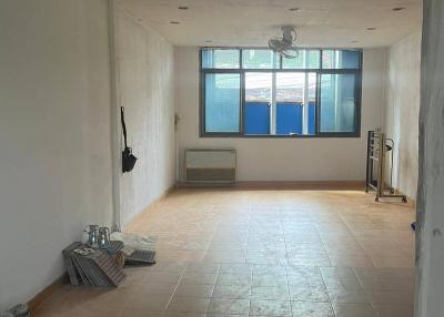 Office Space for Rent in Khlong Tan Nuea