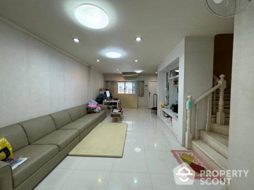 4-BR Townhouse in Bang Kapi