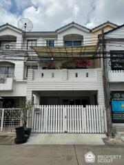 4-BR Townhouse in Bang Kapi