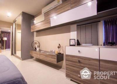 2-BR Condo at Rhythm Sukhumvit 36-38 near BTS Thong Lor