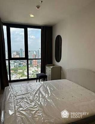 1-BR Condo at Oka Haus Sukhumvit 36 near BTS Thong Lor