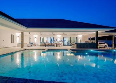 Luxury Pool villa on large land plot for sale Hua Hin