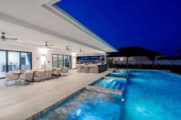 Luxury Pool villa on large land plot for sale Hua Hin