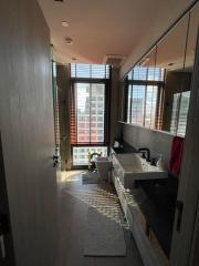 Modern bathroom with city view