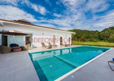 5 Bedroom Pool Villa for Sale – North-East Coast, Koh Chang