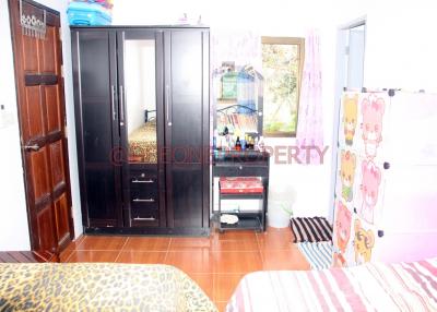 2 Bedrooms House in Center Village for Sale - North West Coast, Koh Chang