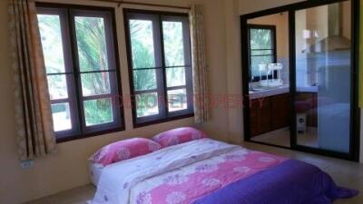 3 Bedroom Sea Front for Sale + villa + empty land - North East Coast, Koh Chang