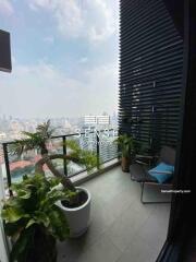 Upscale 3 bed duplex for rent and sale near Asoke