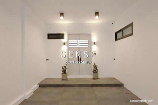 English Garden House for sale near phrakhanong