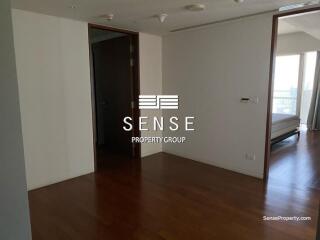 Unique 3 bed sub penthouse for rent at Hansar