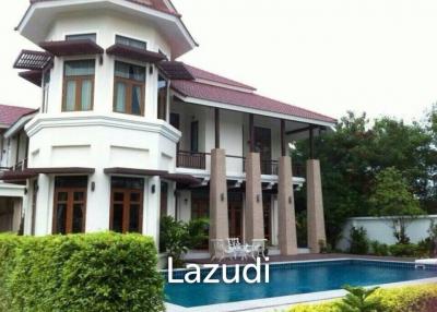 Amazing Royal House 2 Bed 1 Bath For Sale in Chonburi