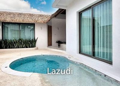7 Beds 8 Baths 800 SQ.M. Luxury Pool Villa Na Jomtien