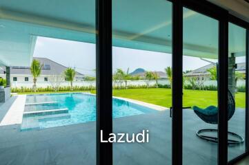 PARK LAND : Modern 4 Bed Pool Villa with big land plot