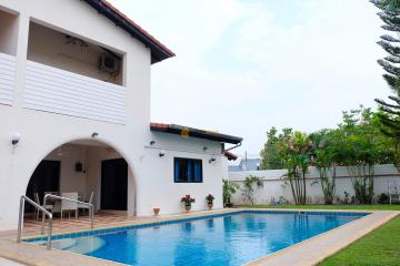 4 bedroom House in Mabprachan Gardens East Pattaya
