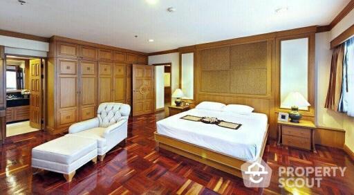 4-BR Apt. near BTS Phrom Phong