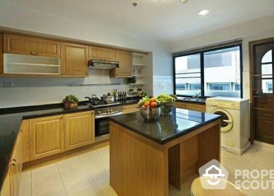 3-BR Apt. near BTS Phrom Phong