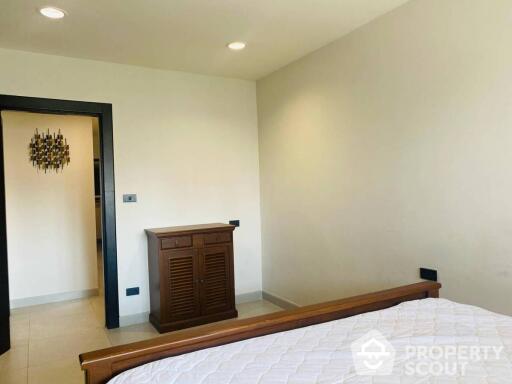 2-BR Condo at Liberty Park 2 near ARL Makkasan