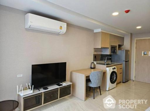 1-BR Condo at Walden Asoke near MRT Sukhumvit