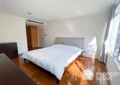 2-BR Condo at Baan Siri Ruedee Condominium near BTS Phloen Chit