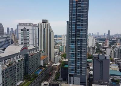 1-BR Condo at Sukhumvit Suite near BTS Nana (ID 515112)