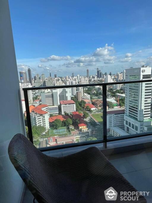 2-BR Condo at The Lofts Asoke near MRT Phetchaburi