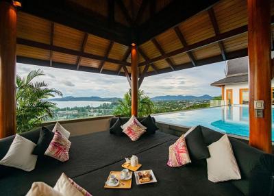 Stunning seaview 10 bedrooms villa with priavte pool for rent in Surin