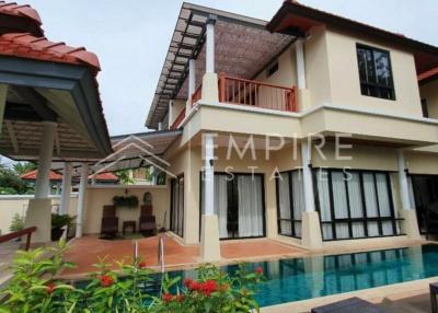 3Bedrooms Lake view Pool Villa For Rent  in Laguna, Phuket