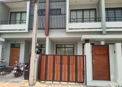 House for Rent in Nong Chom, San Sai.