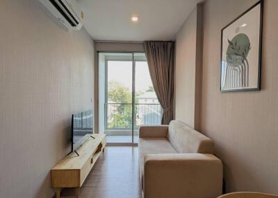 Condo for Rent at Q Prasarnmit