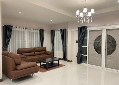 House for Rent at Thanaporn Park Home 5 (San Pa Pao)