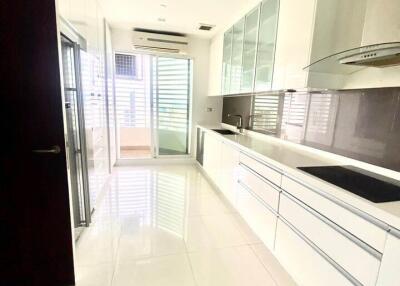 Condo for Rent at Ideal24 Condominium