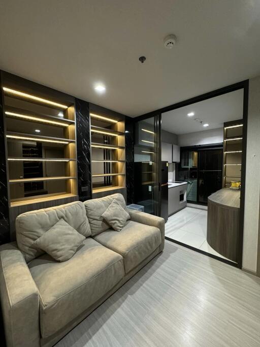 1 Bedroom Condo at Life Asoke - Rama 9