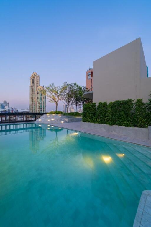 2 Bedroom Condo at Walden Asoke